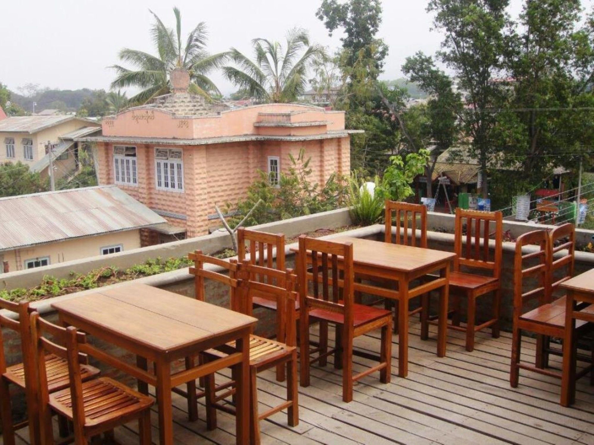 Three Seasons Inn & Spa Nyaung Shwe Bagian luar foto