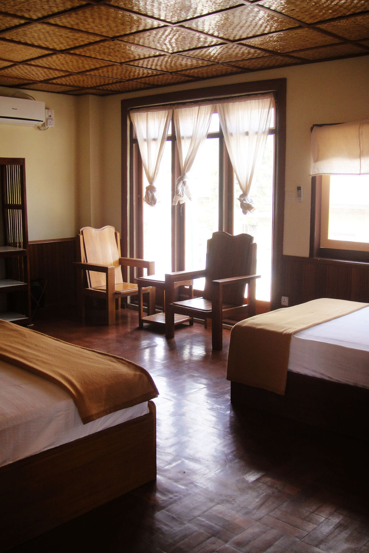 Three Seasons Inn & Spa Nyaung Shwe Bagian luar foto
